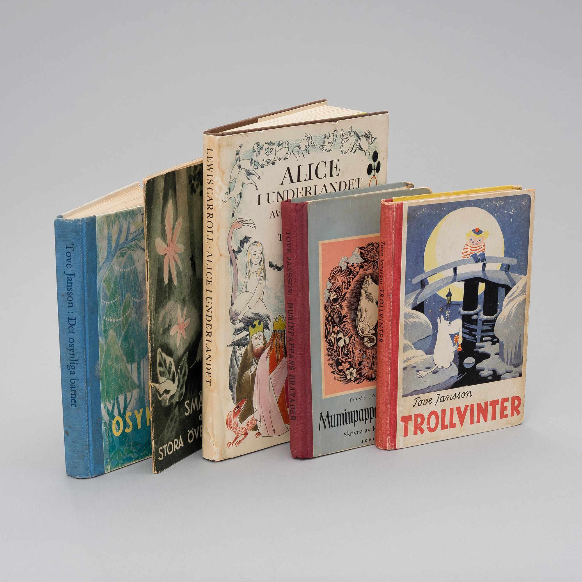 Four books by Tove Jansson and one by L. Carroll illustrated by Tove Jansson. 1945-1966. Signed drawing in one book.