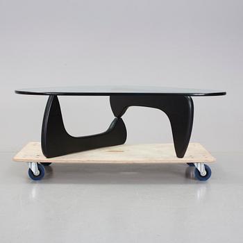 SOFFBORD, "Noguchi", Isamu Noguchi, Vitra. 1900-talets senare del.