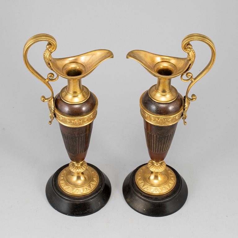 A pair of decorative ewers, second half of the 19th ct.