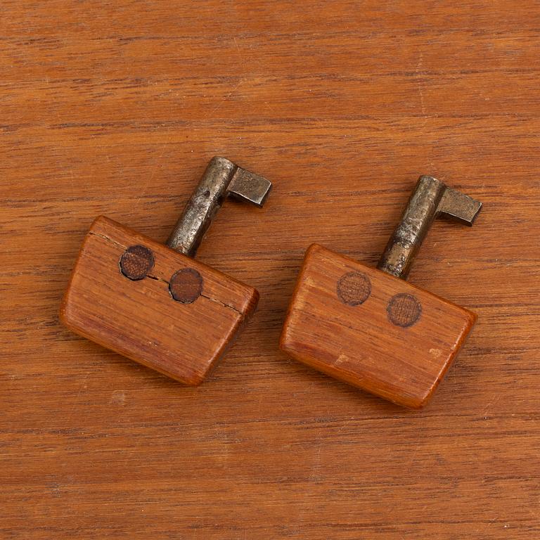 Bookcases with cabinets. 5 pieces. 1960s.