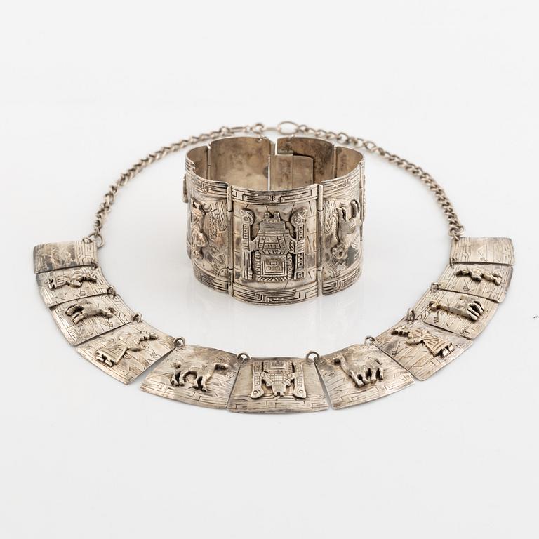 Collier och armband, sterlingsilver, Peru.