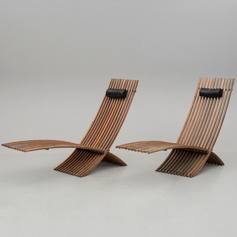 DÄCKSTOLAR, ett par, "Nozib", Nils-Ole Zib för Skargaarden, 2000-tal.