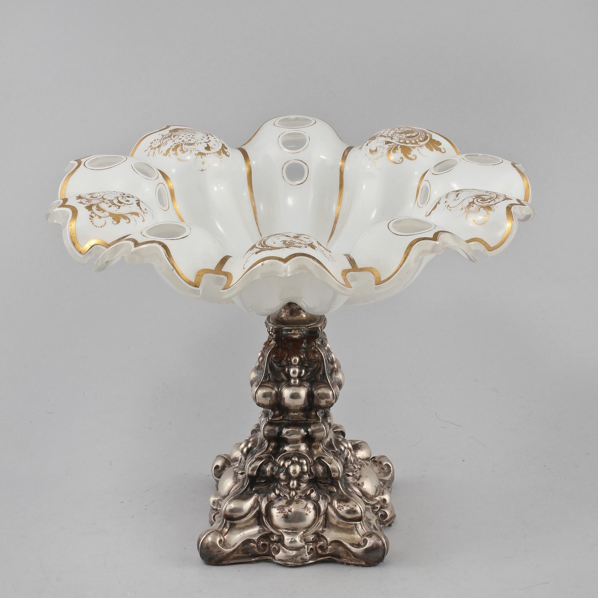 UPPSATSSKÅL, nysilver samt glas, nyrokoko, 1800-talets andra hälft.