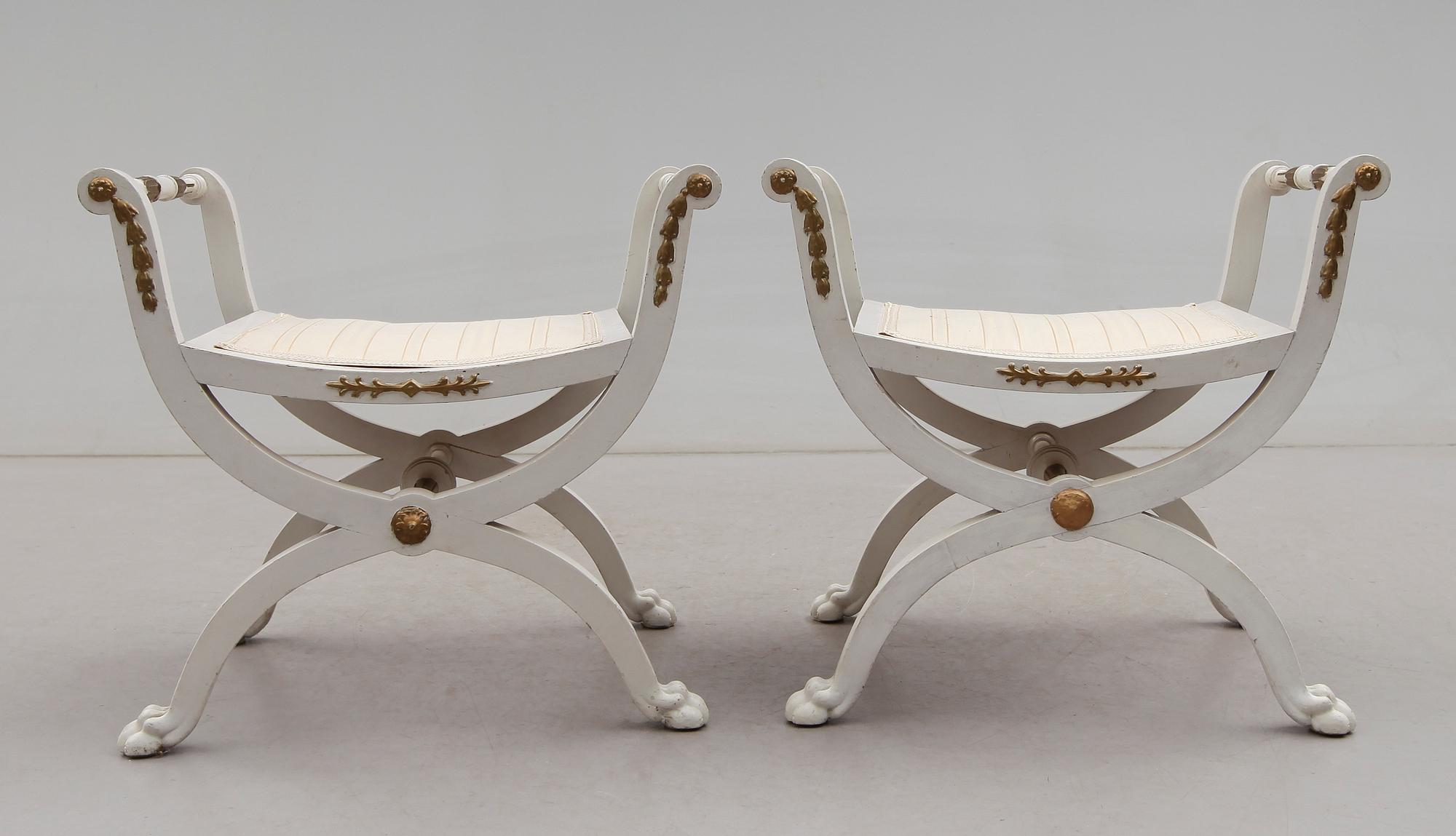 BANKETTER, 1 par, gustaviansk stil, sent 1800-/1900-tal.