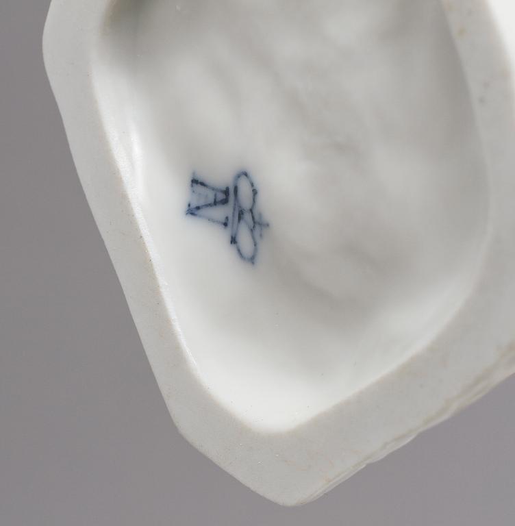 FIGURINER, 6 st, porslin, Neapellikande märke, 1900-talets början.