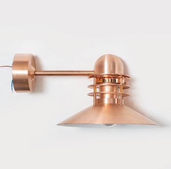 Alfred Homann & Ole V Kjaer, ytterlampa "Nyhavn", Louis Poulsen, Danmark.