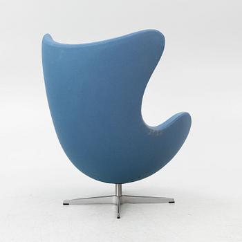 Arne Jacobsen, "Ägget", Fritz Hansen, Danmark 2002.