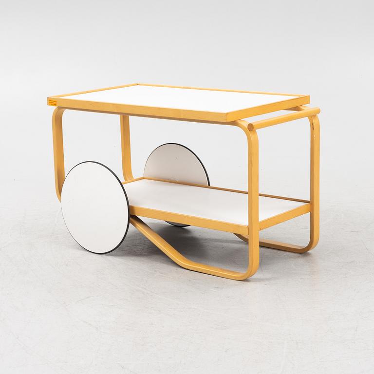 Alvar Aalto, serveringsvagn, modell 901, Artek.