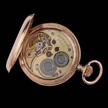 A gold pocket watch, 'Chronometre', Switserland, c. 1900.