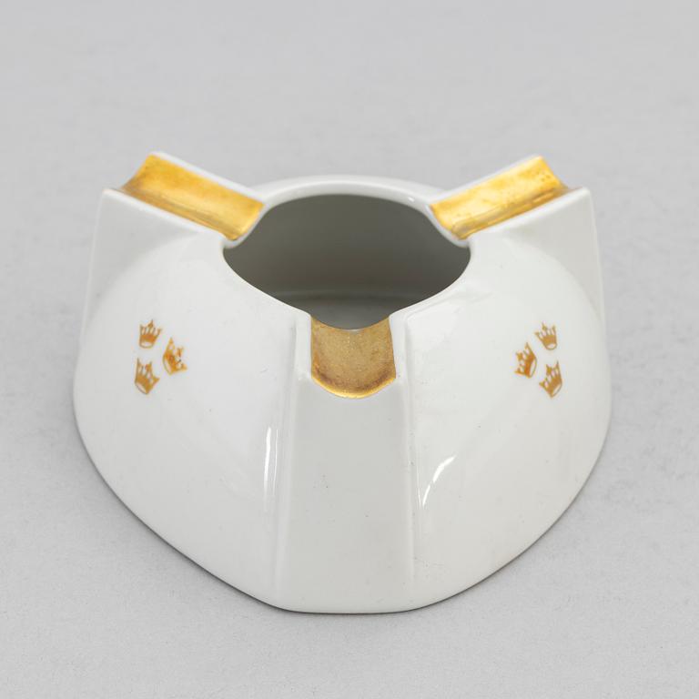 A collection of items from The Swedish America Line.