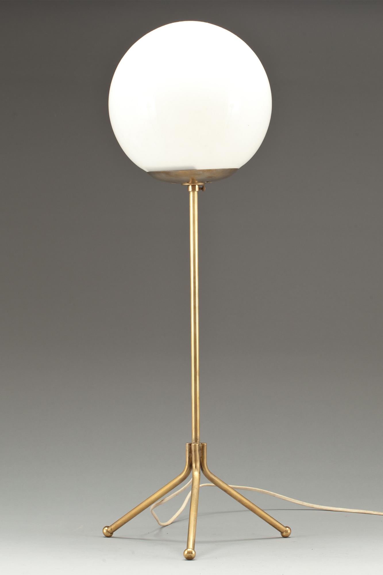 BORDSLAMPA, 1900-tal.