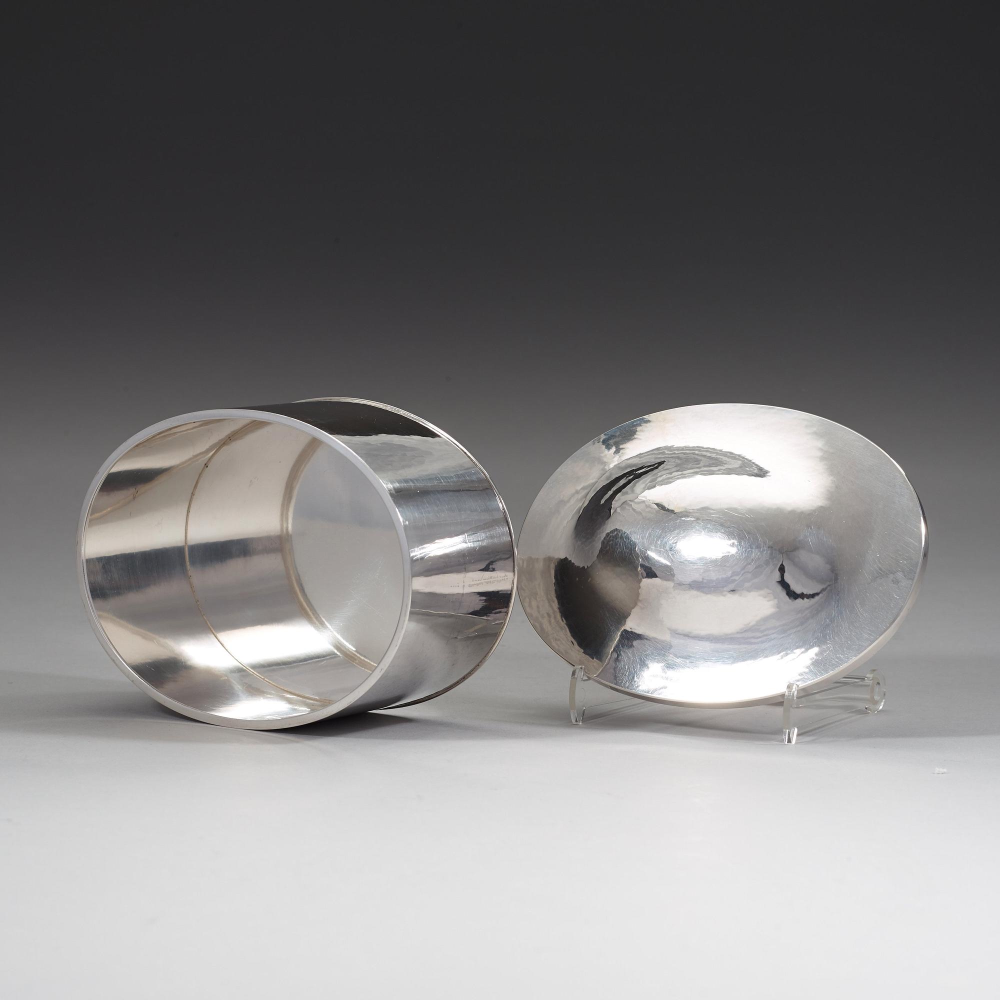 A Sigurd Persson sterling box, Stockholm 1973, executed by Wolfgang Gessl.