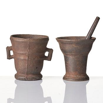 Mortlar, två stycken, 1700 - tidigt 1800-tal.