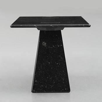 Angelo Mangiarotti, bord, "Asolo", Agapecasa, Italien, 2020.