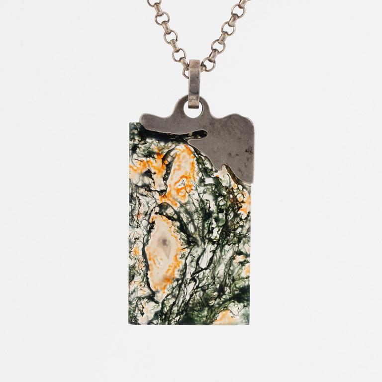 Silver and moss agate necklace, Frank Ahm.