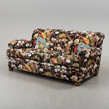 A 'model 703' sofa by Josef Frank, Firma Svenskt Tenn.