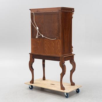 Bar cabinet, Baroque style, 20th century.