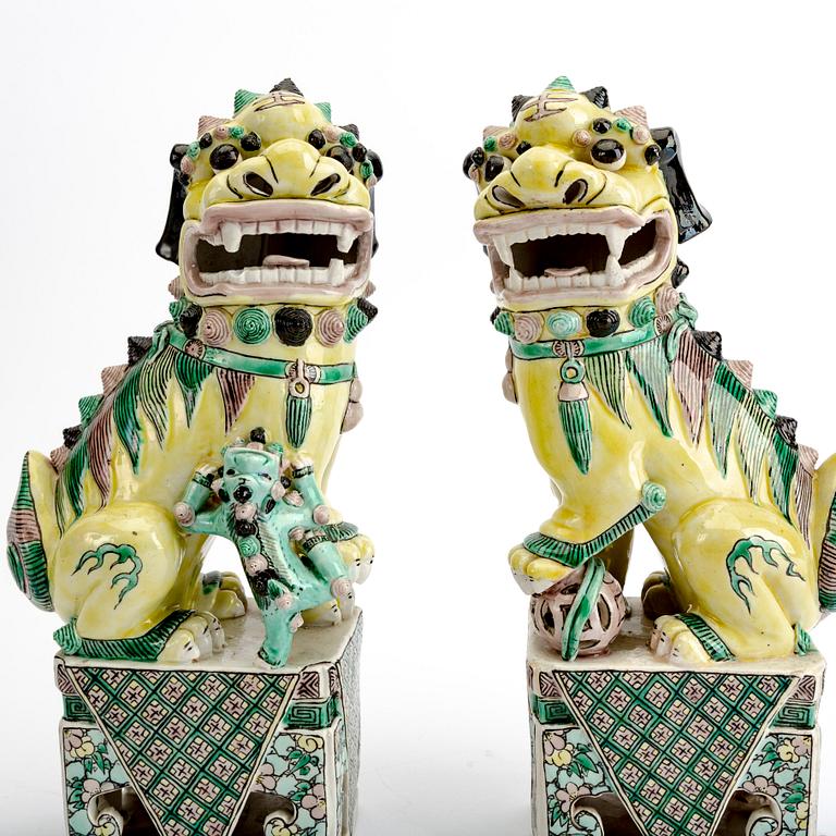 A set of two pairs of Chinese porcelain Fo-dogs.