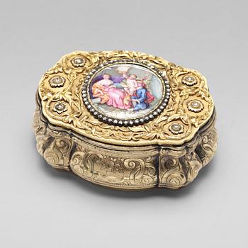 206. A Swiss mid 19th century 14ct. gold box.