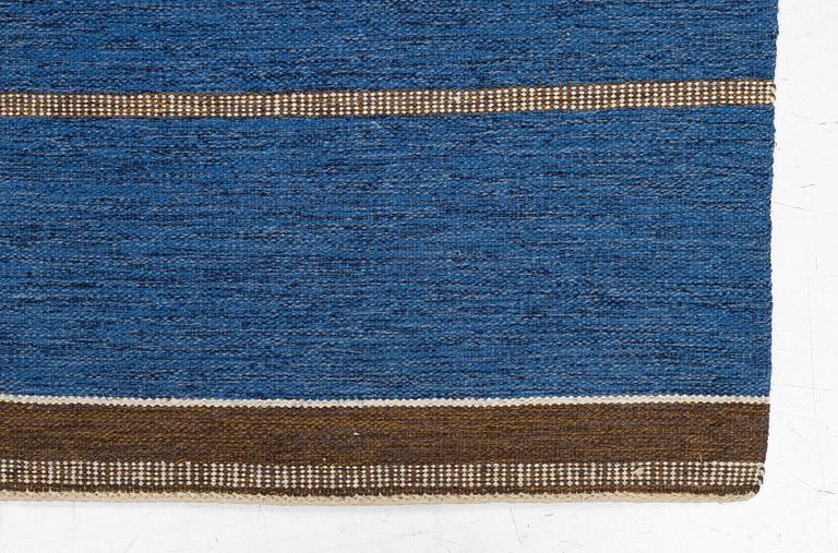 Rug, flat weave, 20th century, approx. 243 x 166 cm.
