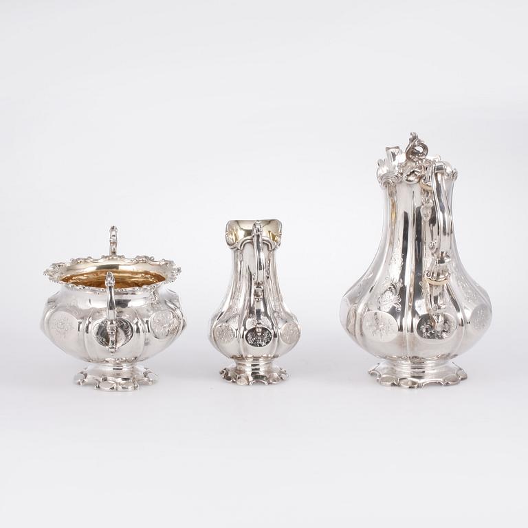 KAFFESERVIS, 3 delar, silver Gustaf Möllenborg, Stockholm 1848-1857.Total vikt 1607 gr.