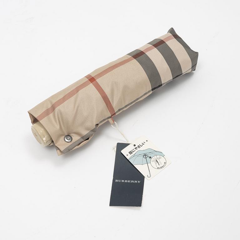 Burberry, paraply.