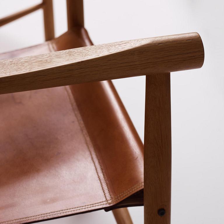 Kai Lyngfeldt-Larsen, a pair of safari chairs model "506", Søborg Møbelfabrik, Denmark, 1960s.