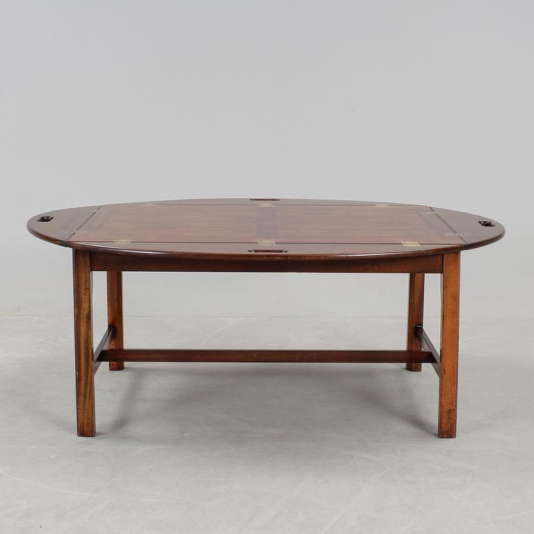 SOFFBORD, sk "Butlers tray" modell, engelsk stil, 1900-talets mitt.
