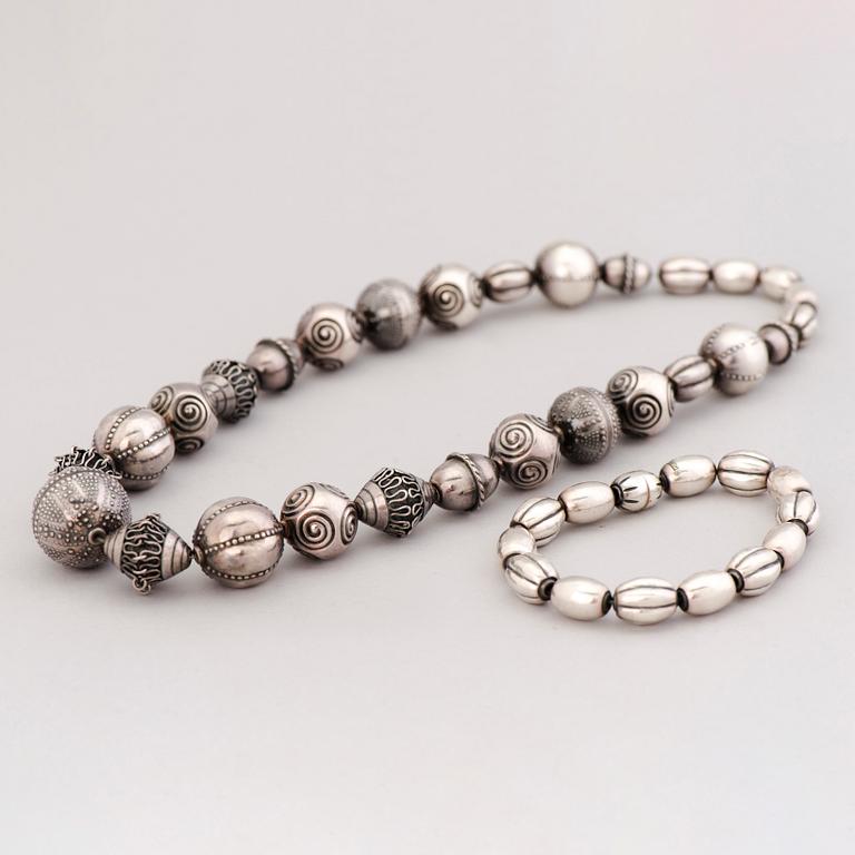 HALSSMYCKE, "Halikon Kääty", silver. Kalevala Koru 1973.