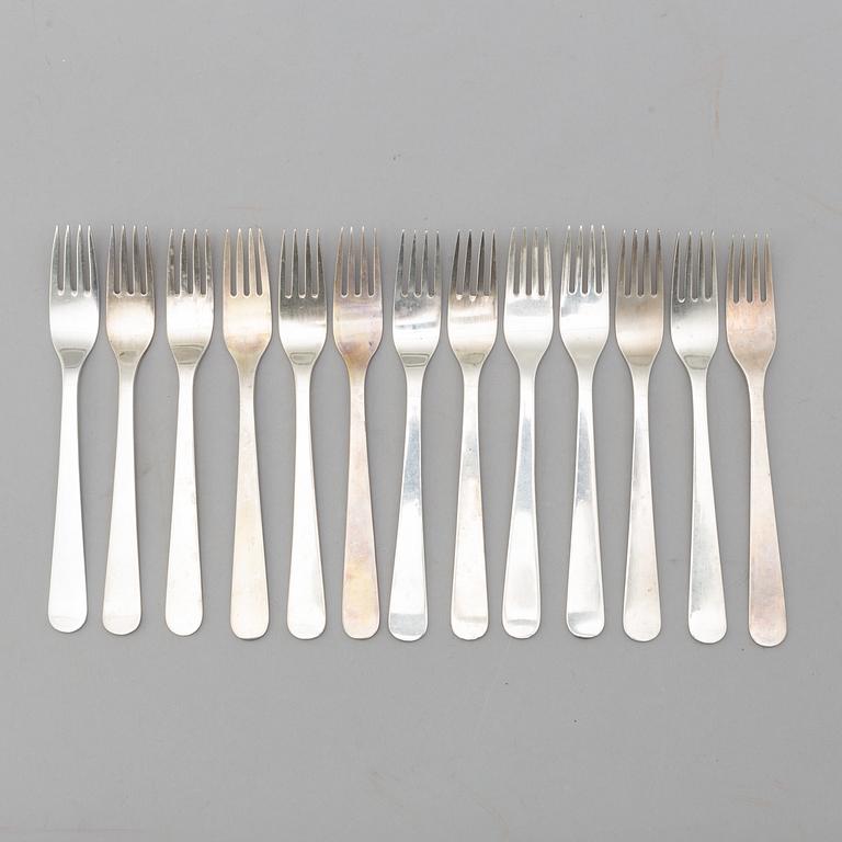 Wiwen Nilsson, a set of 32 pcs of luncheon silver flatware, Lund, Sweden 1956-69.