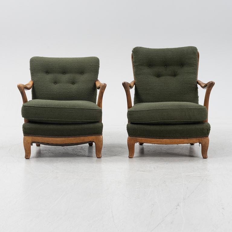 Fåtöljer, 2 st snarlika, Scandinavian Modern, 1940/50-tal.