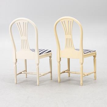 Dining table with 10 chairs, Gustavian style, second half of the 20th century.