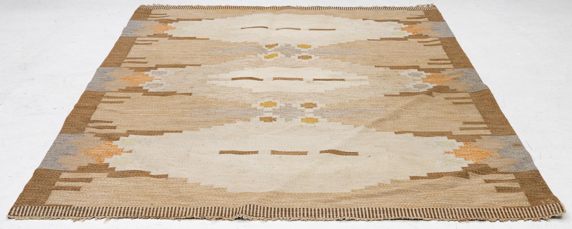 Ingegerd Silow, rölakan, signed IS, approx. 282 x 194 cm.