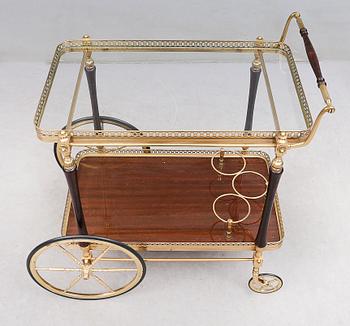 SERVERINGSVAGN, 1900-talets andra hälft.