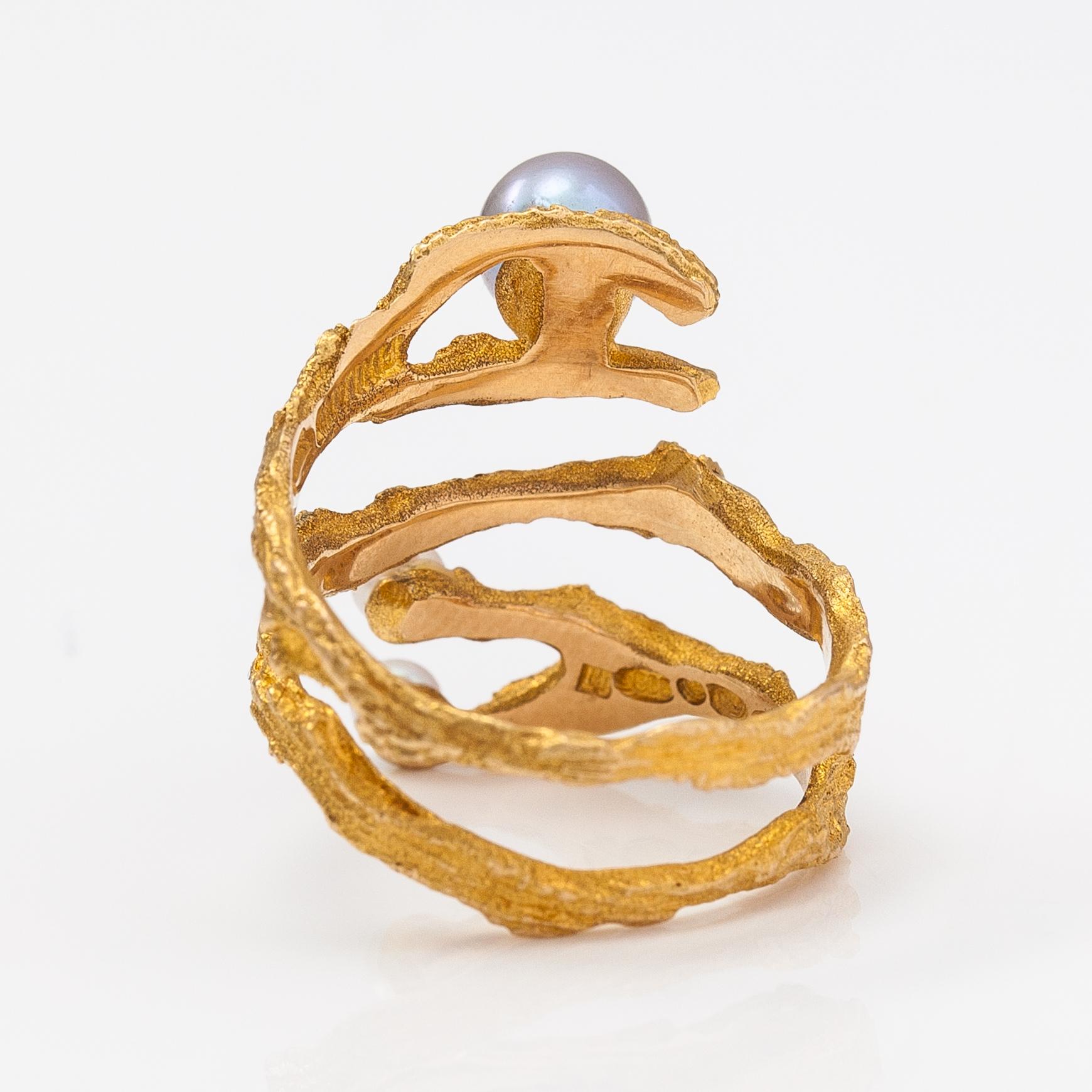 Björn Weckström, Ring "Octobus", 14K guld, odlade pärlor. Lapponia 1971.