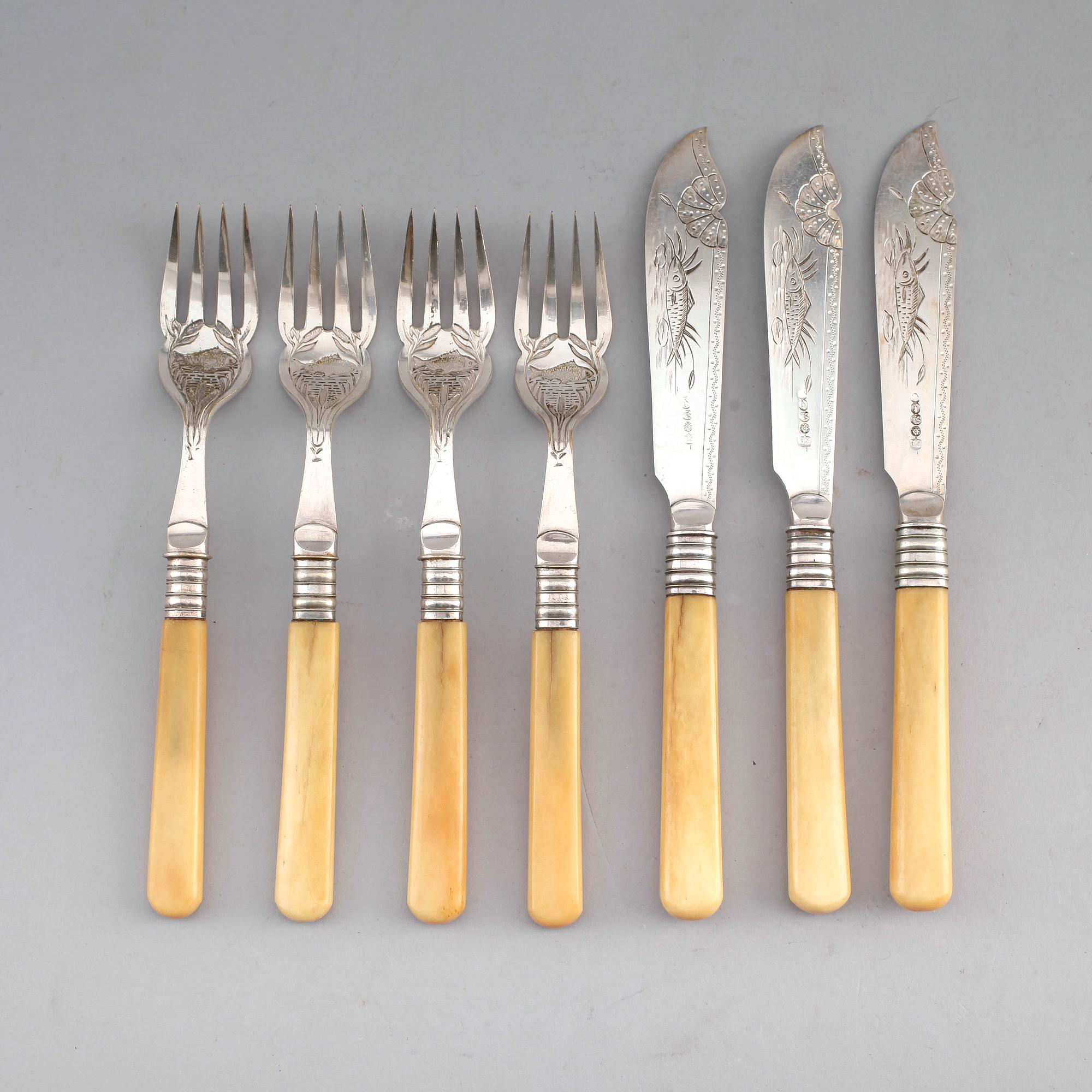 FISKBESTICK, 24 delar, pläter, England, 1900-talets första hälft.