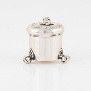 A Baroque-style miniature silver tankard.