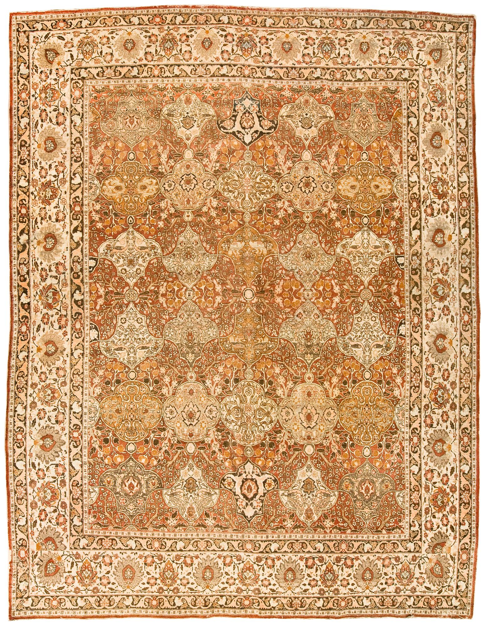 ANTIK TÄBRIS. 388,5 x 293 cm.
