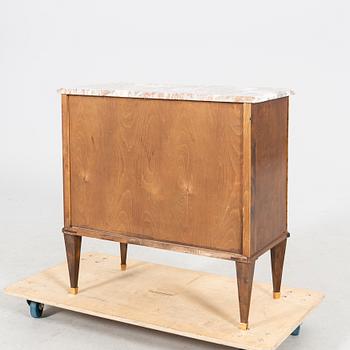 A Gustavian style mid 1900s mahogany dresser.