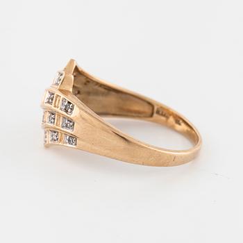 A single cut diamond ring.