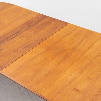 Henning Kjaernulf, a model 62 teak dining table, Sorö Stolefabrik, Denmark, 1960's.