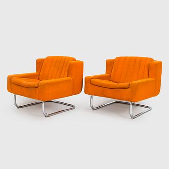 Esko Pajamies, a pair of 1970's 'Contra' easy chairs for Asko, Finland.