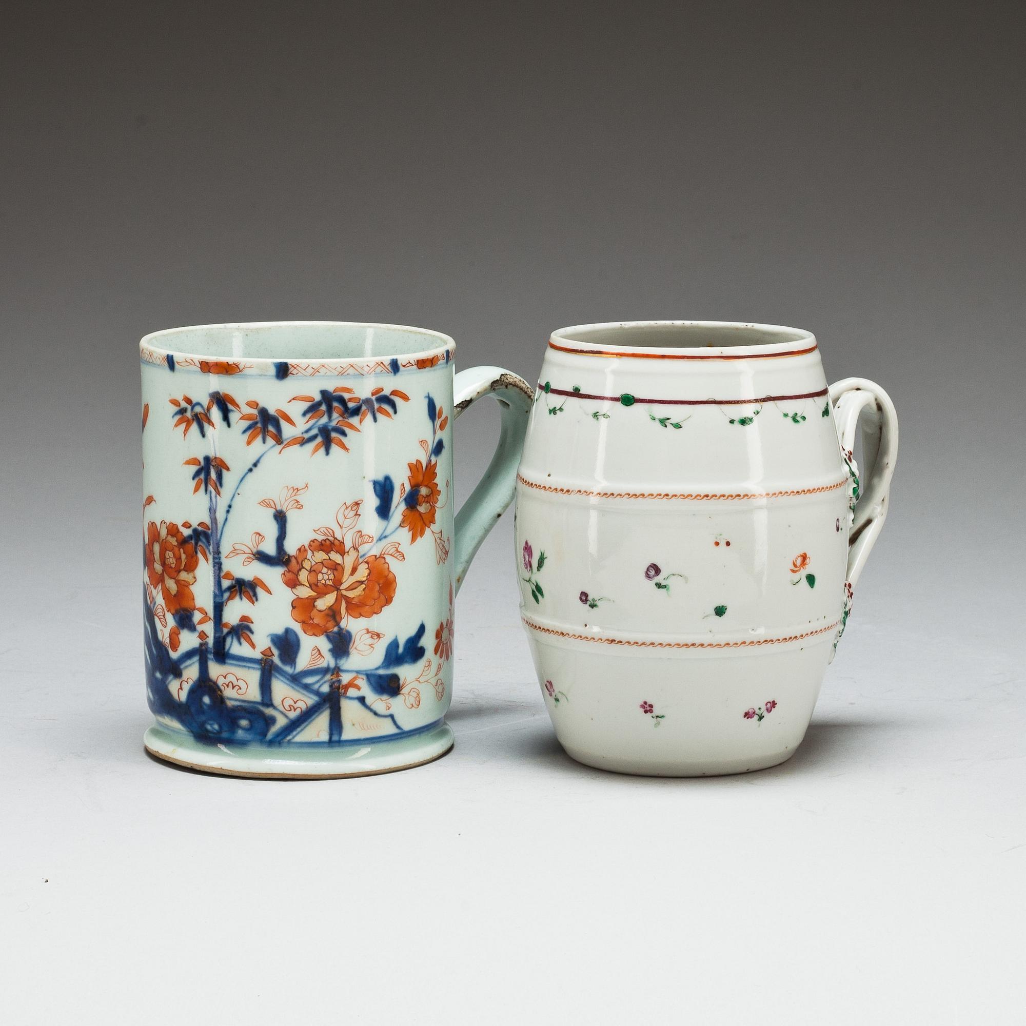 MUGGAR, 2 st. Porslin, Kina. Qianlong (1736-95).