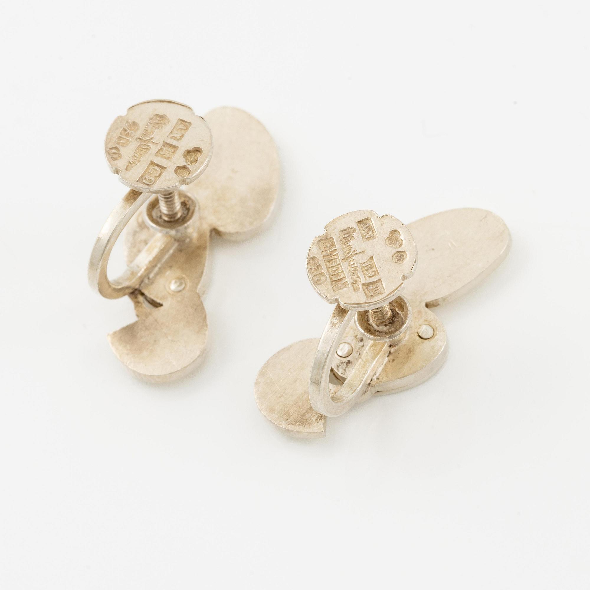 Wiwen Nilsson, a pair of earrings, silver, in the form of flowers, Lund 1952 and 1953.