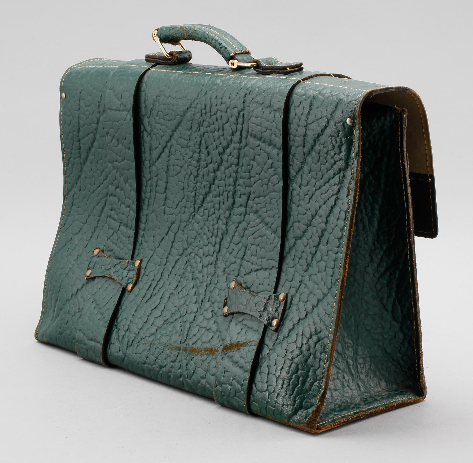 PORTFÖLJ, grönt läder, Tourist, Tyskland, 1900-talets andra hälft.