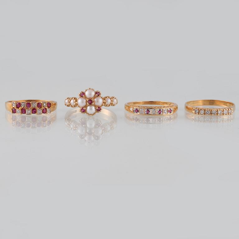 RINGAR, 4 st, 18K guld med briljant och åttkantslipade diamanter, odlade pärlor samt fasettslipade rubiner. Vikt 11,5 g.
