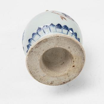 Vattendroppare, porslin, Qingdynastin, Qianlong (1736-95).