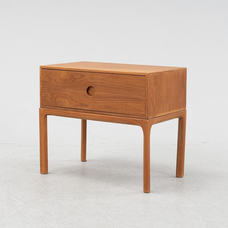 Aksel Kjersgaard, byrå, nr 384, Odder, Danmark, 1960-tal.