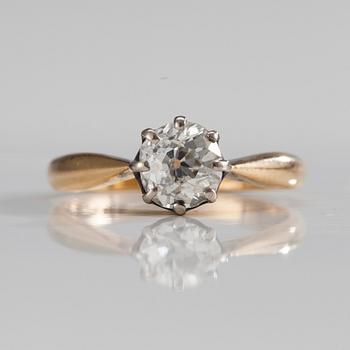 RING, 18k guld, gammalslipad diamant ca 0,70 ct, Helsingfors 1924.