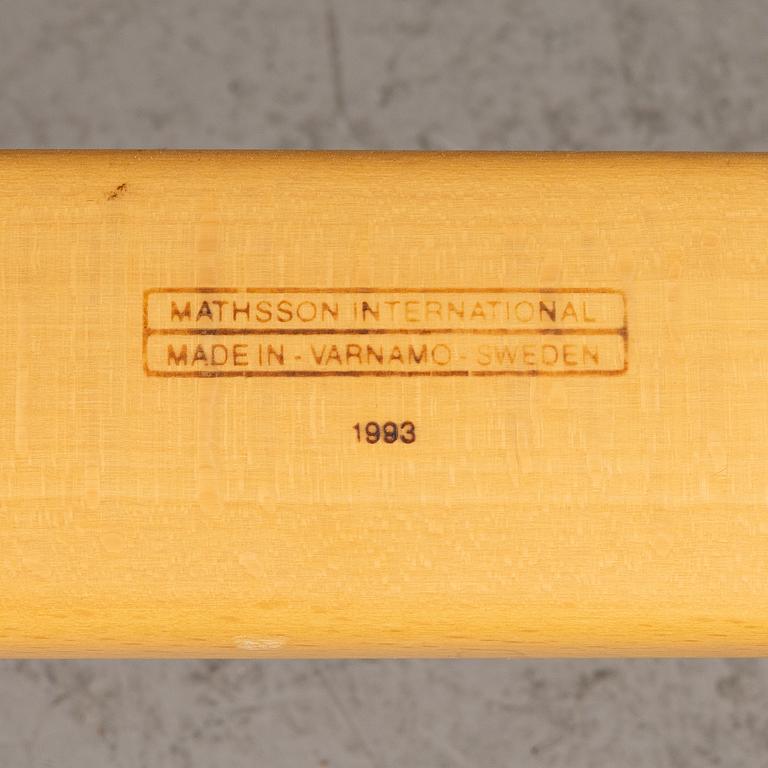 Bruno Mathsson, Armchairs, a pair, "Mina", Mathsson International AB, Värnamo, 1993 & 1996.
